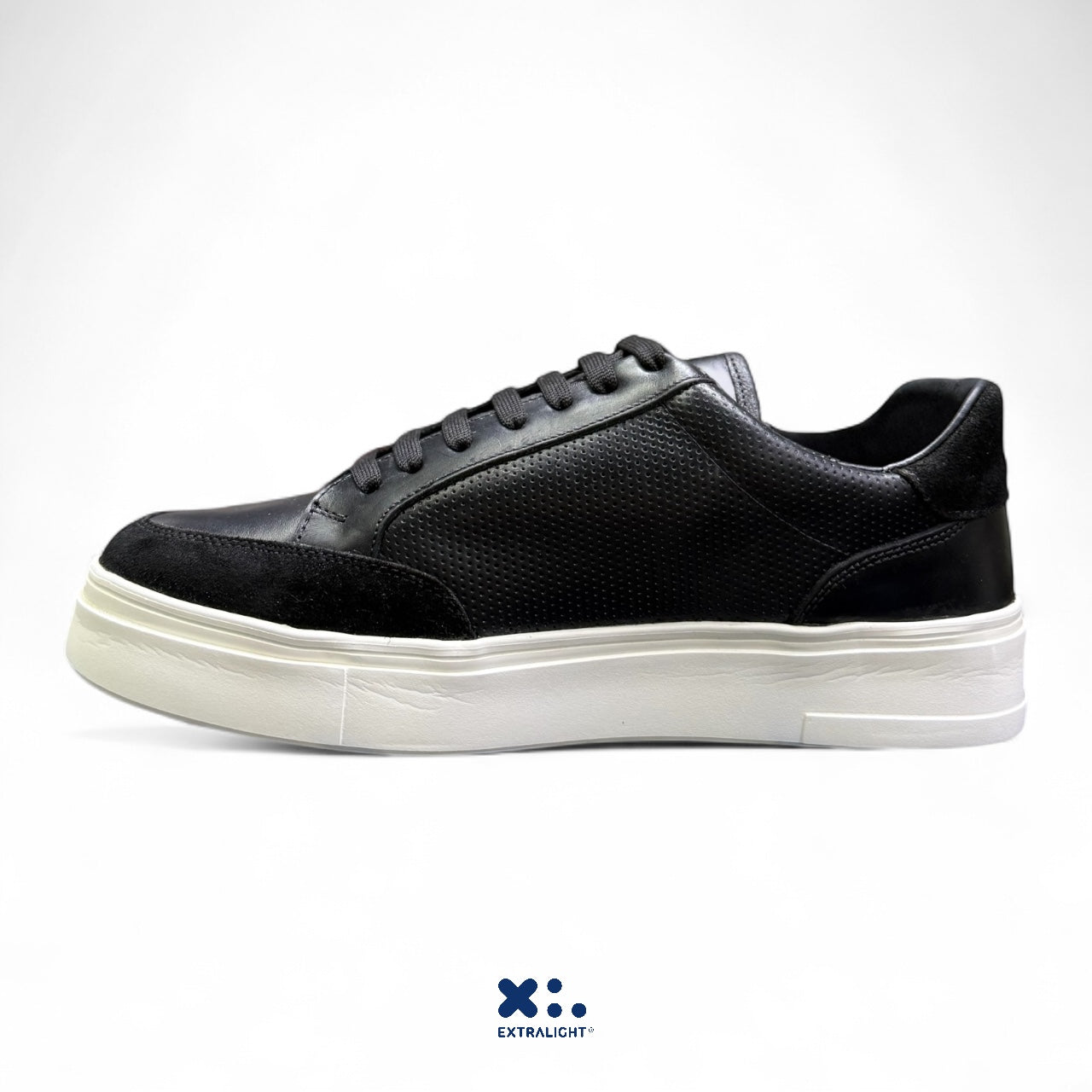 sneaker de piel ted black napa perforado 16k vermil extralight
