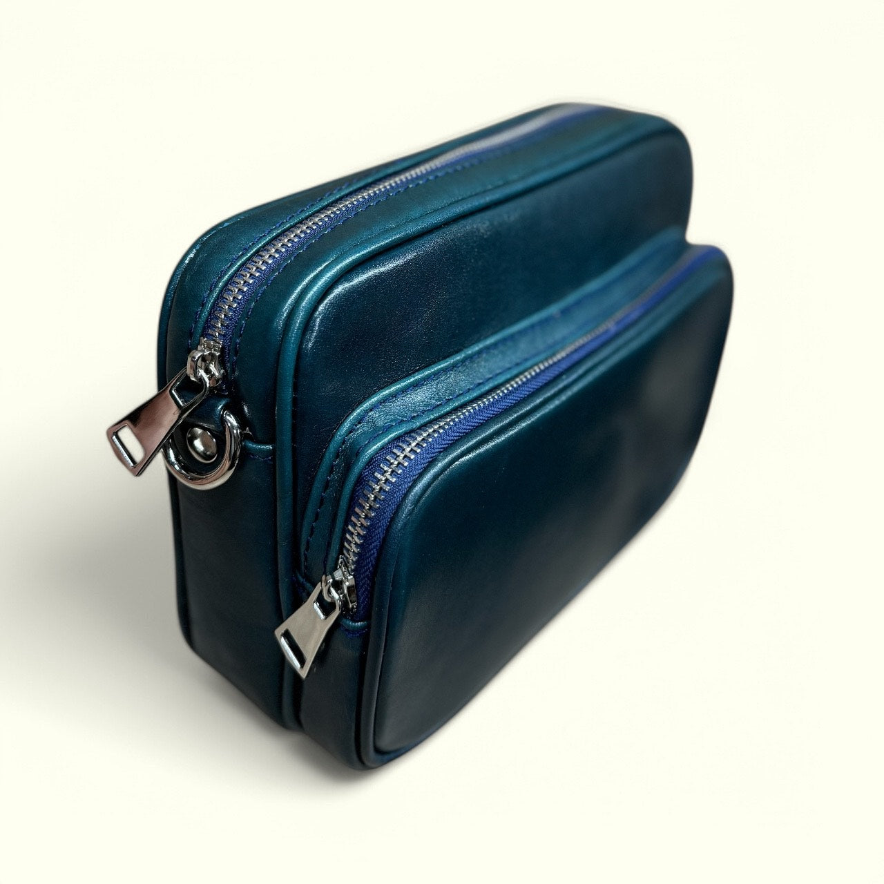 bandolera de piel cuero turquesa mod monaco practica y elegante