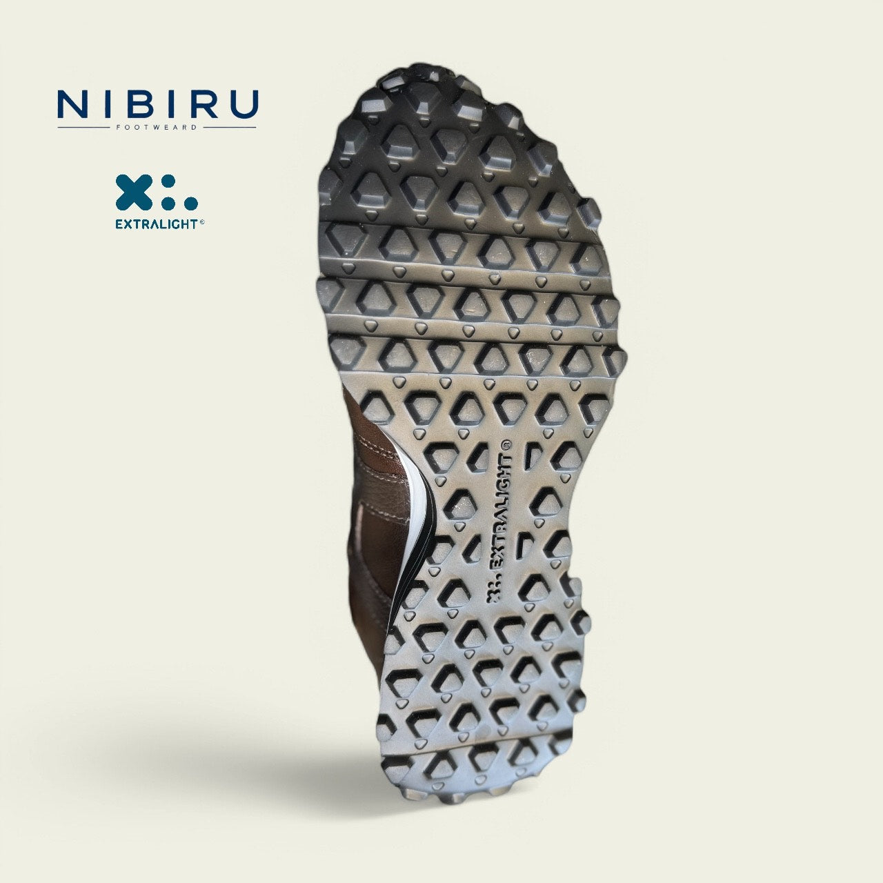 sneaker de piel pull up coñac ( cognac) añejo mod 20k10 extralight