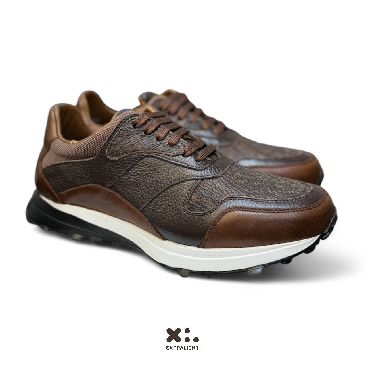 sneaker de piel cafe tabaco / piel de tiburon rustico extralight 2030