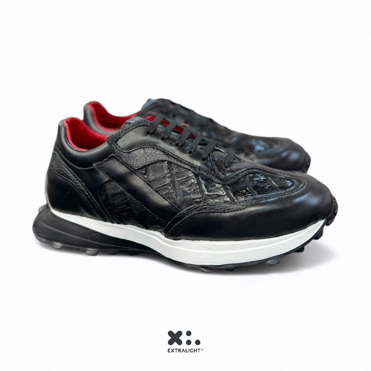 sneaker de piel venado / piel cocodrilo fuscus negro 20k11 extralight