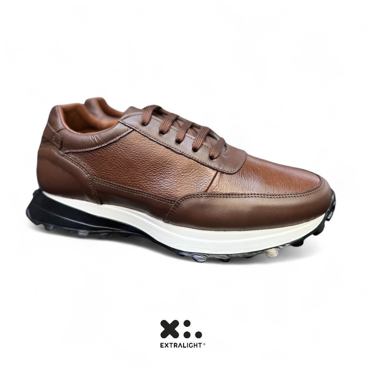 sneakers de piel capuccino / tabaco / cafe extralight 20k