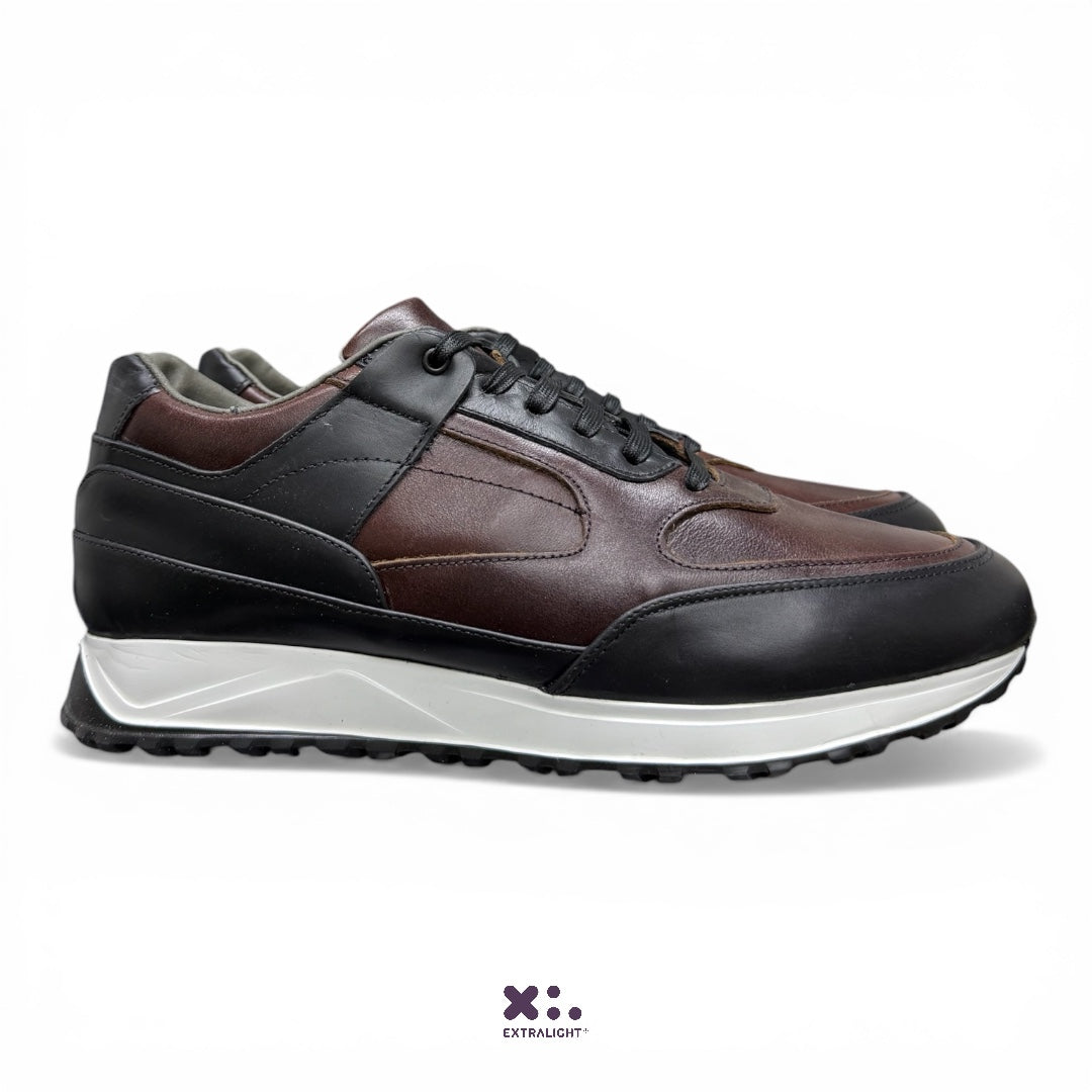 sneaker monclear - negro/vino mate Extralight®