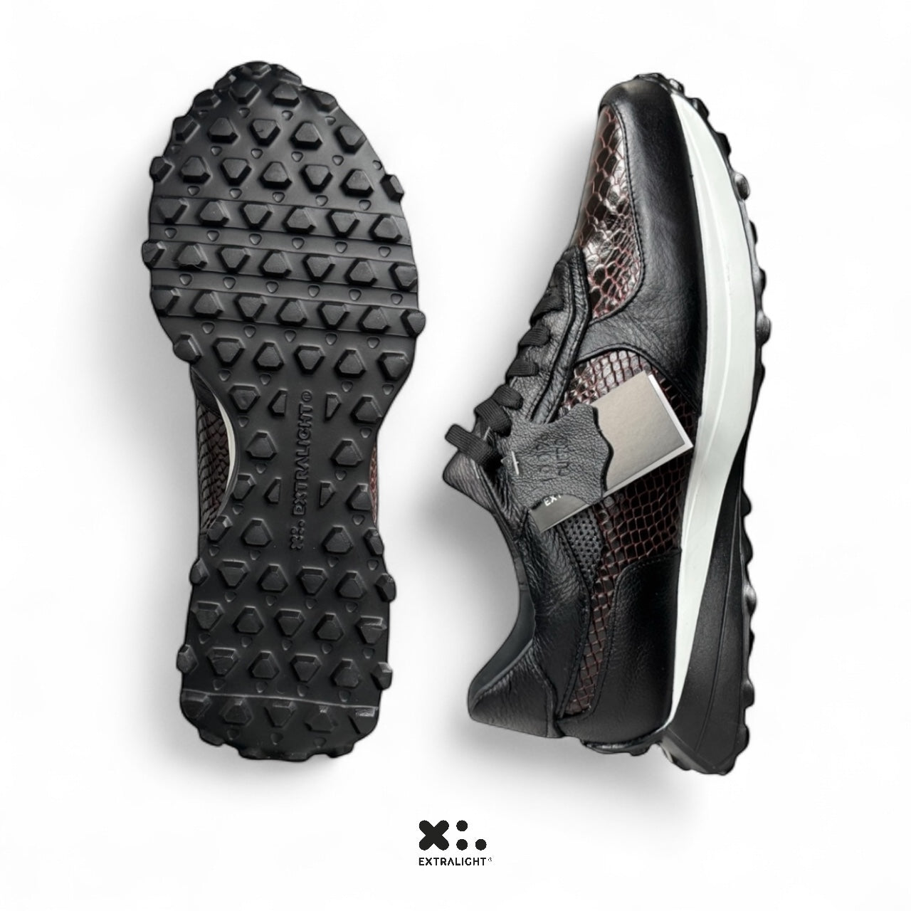 sneaker de piel negro skin print snake Python 20k15 extralight