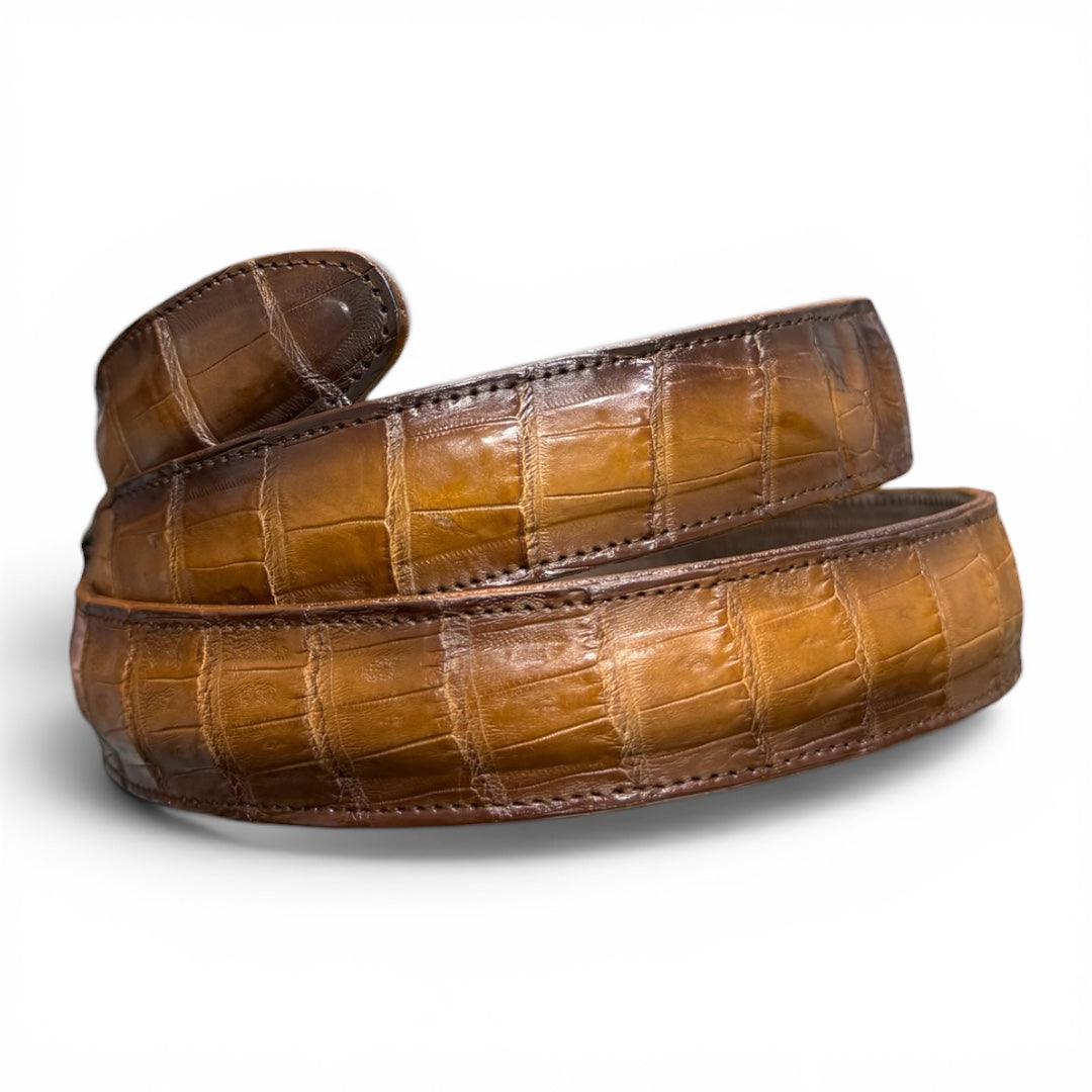 Cinturon de cocodrilo cayman miel añejo