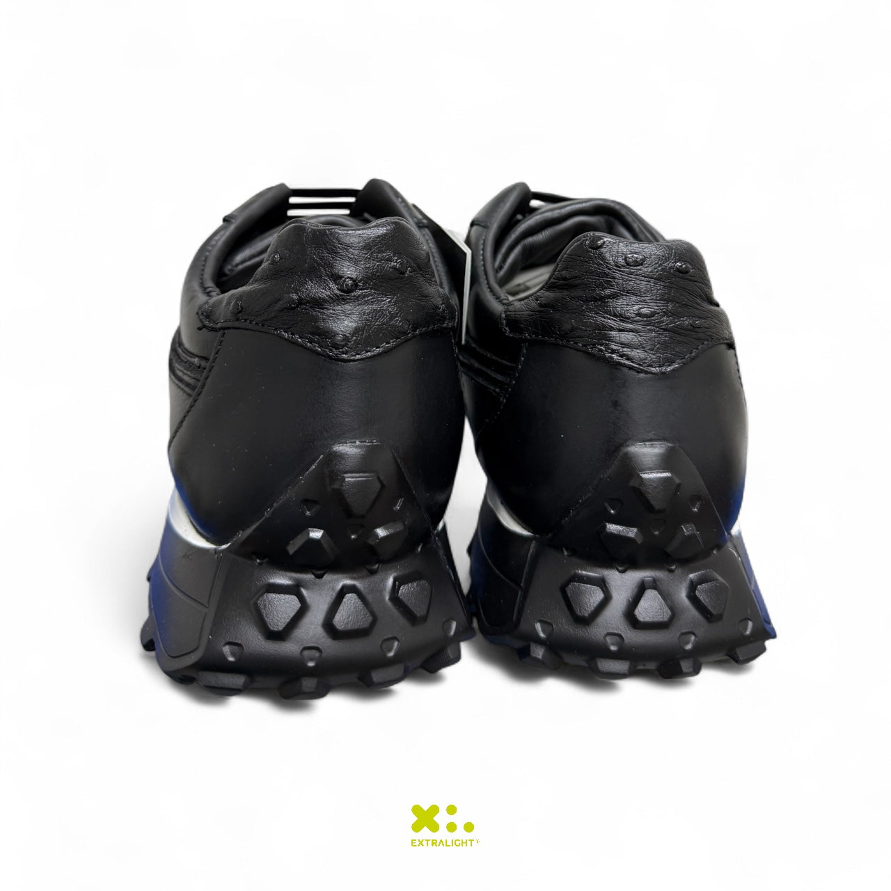 sneaker de piel camaleon / Mantarraya diamond/ avestruz  legitimo 20k64 extralight