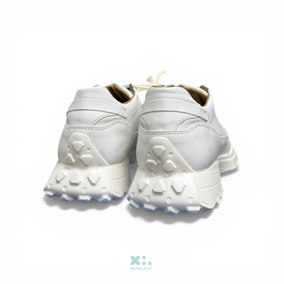 sneakers de piel on white extralight mod james