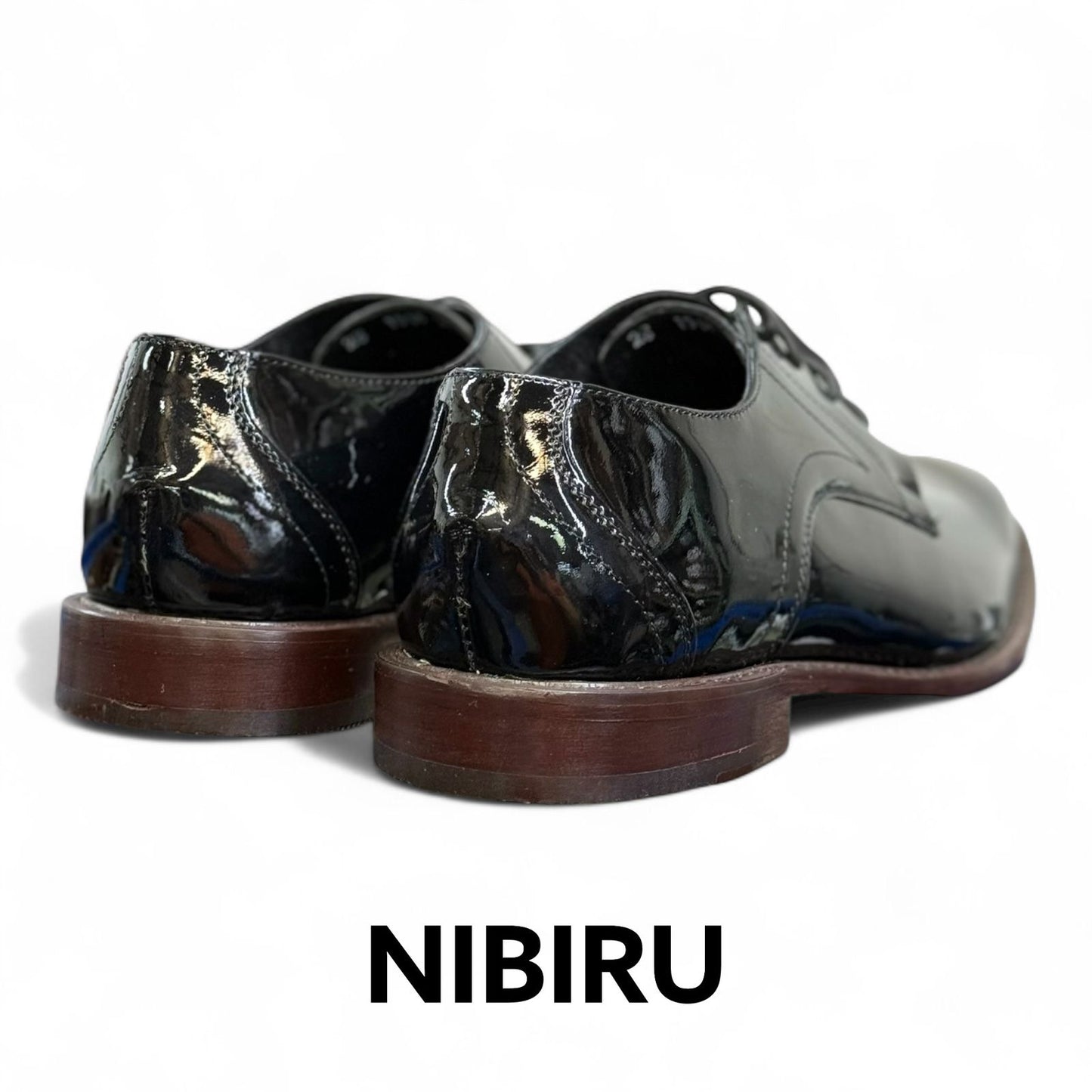 Zapato de piel smoking negro charol