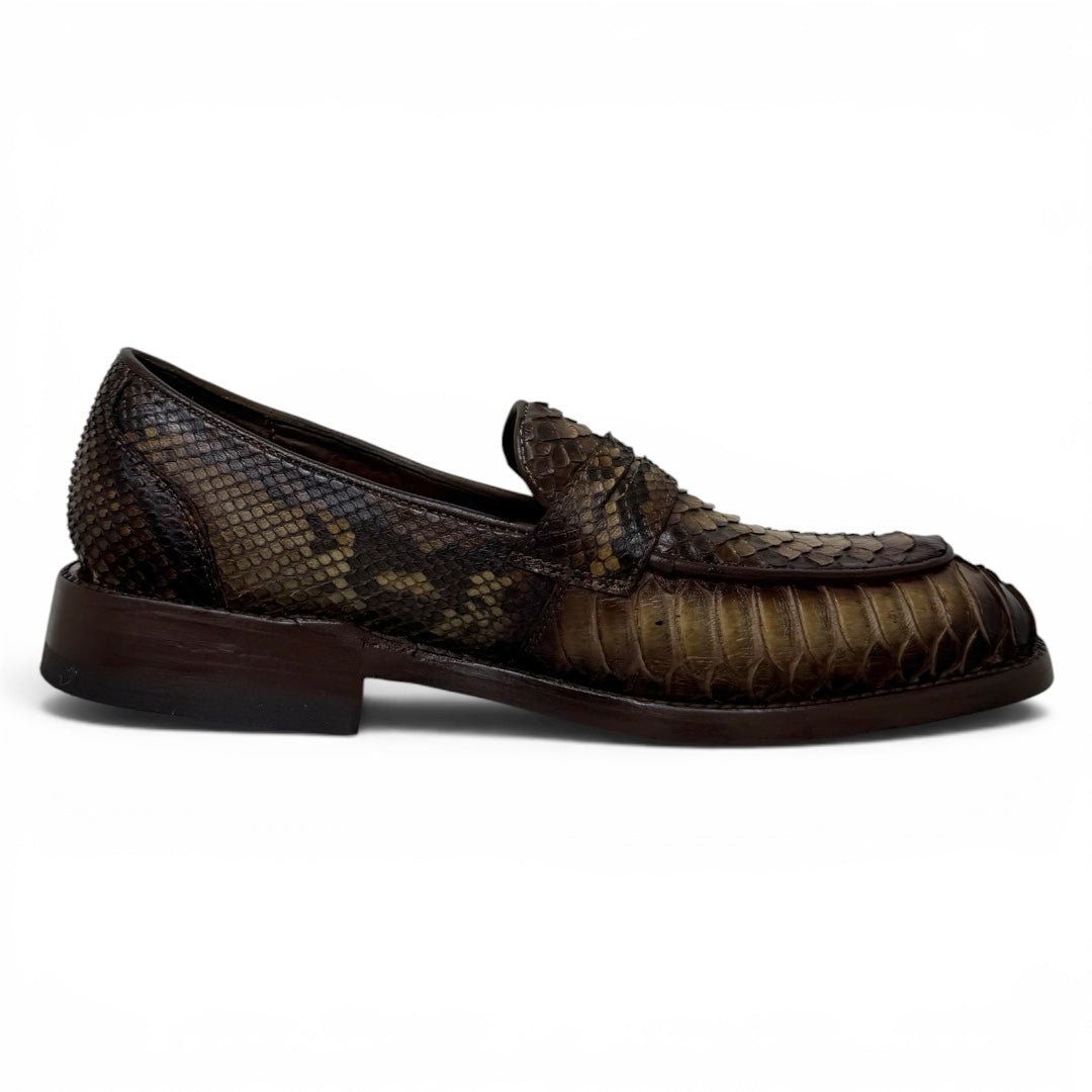 Loafers clermont piel full pyton capuchino