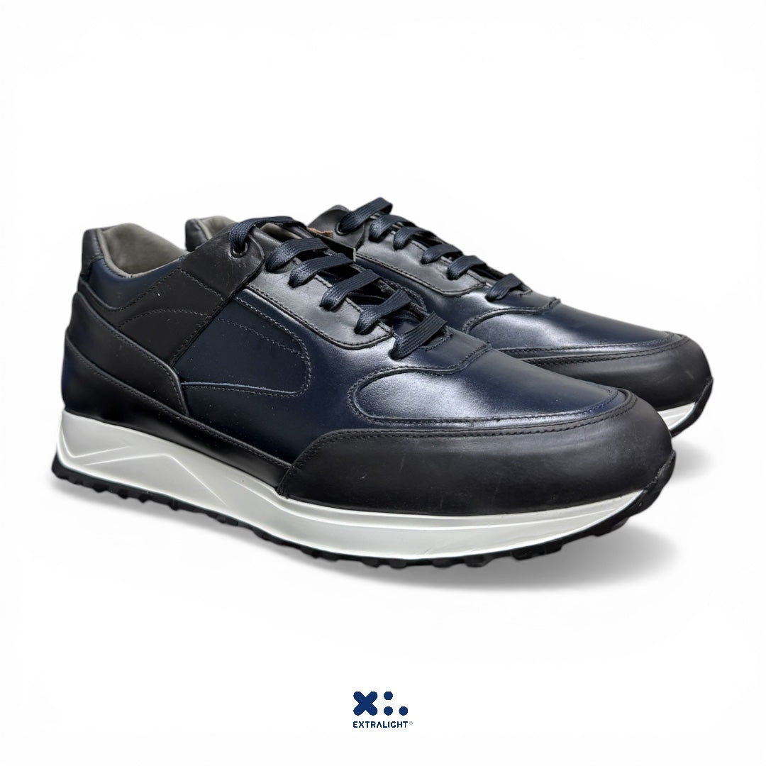sneaker monclear - negro/blue lustrado Extralight®