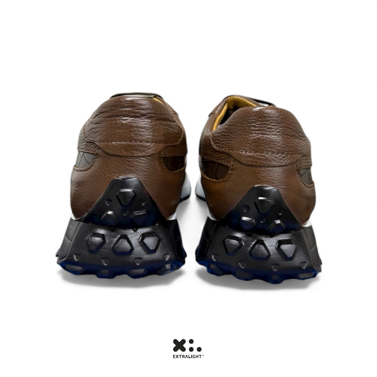 sneaker de piel coffe skin print alligator 20k15 extralight