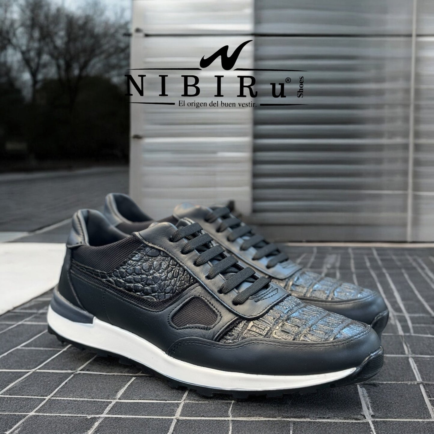 tenis de piel napa negro  / piel grabado de cocodrilo / mod 6034