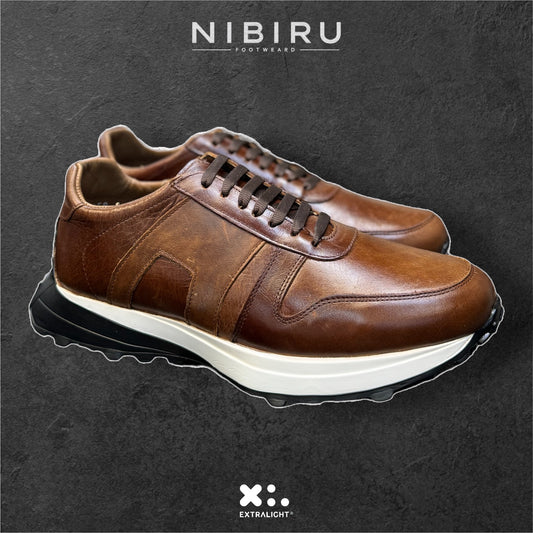 sneaker de piel coñac aplicacion brandy crazy mod 20k8 suela extralight