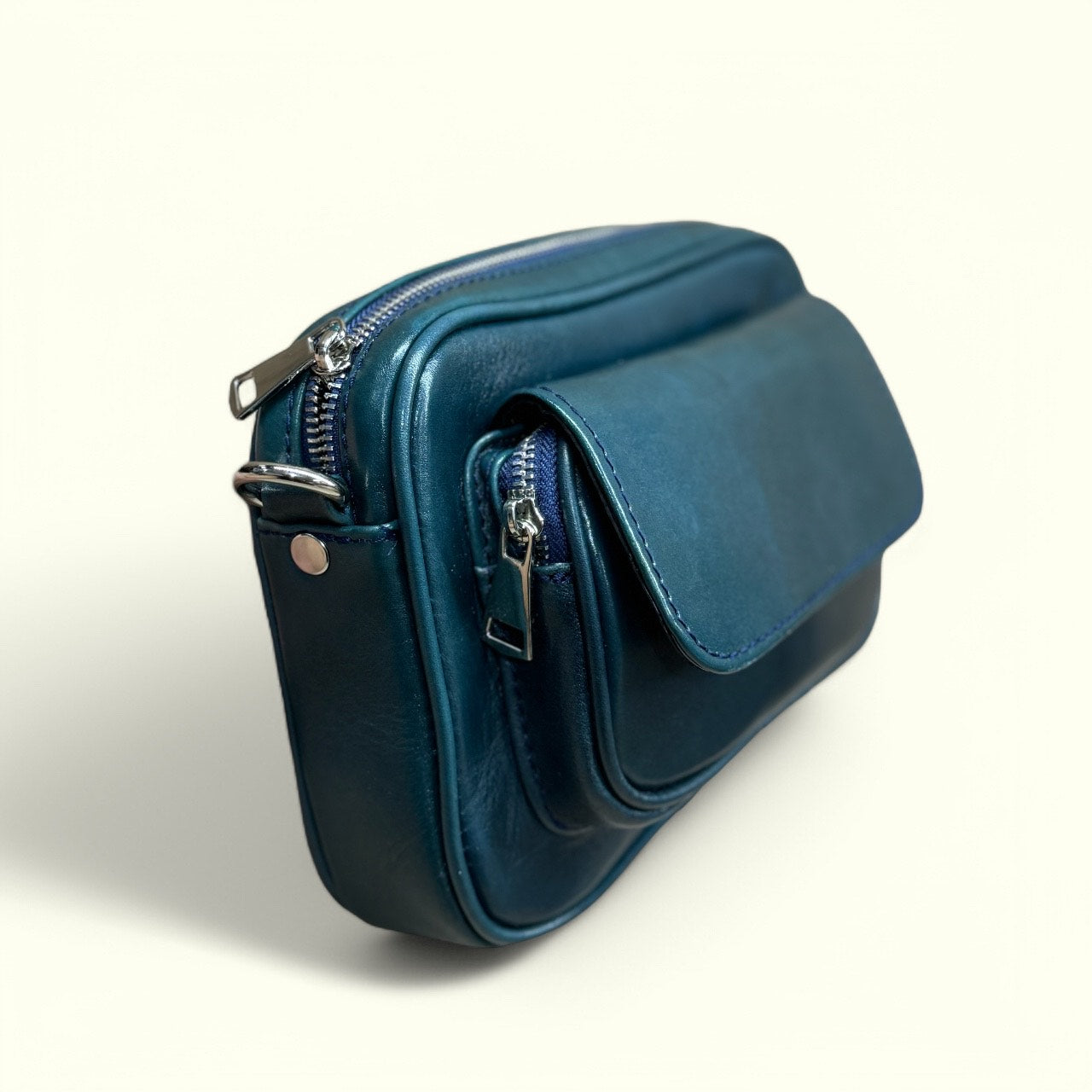 bandolera de piel cuero turquesa mod saint santos practica y elegante