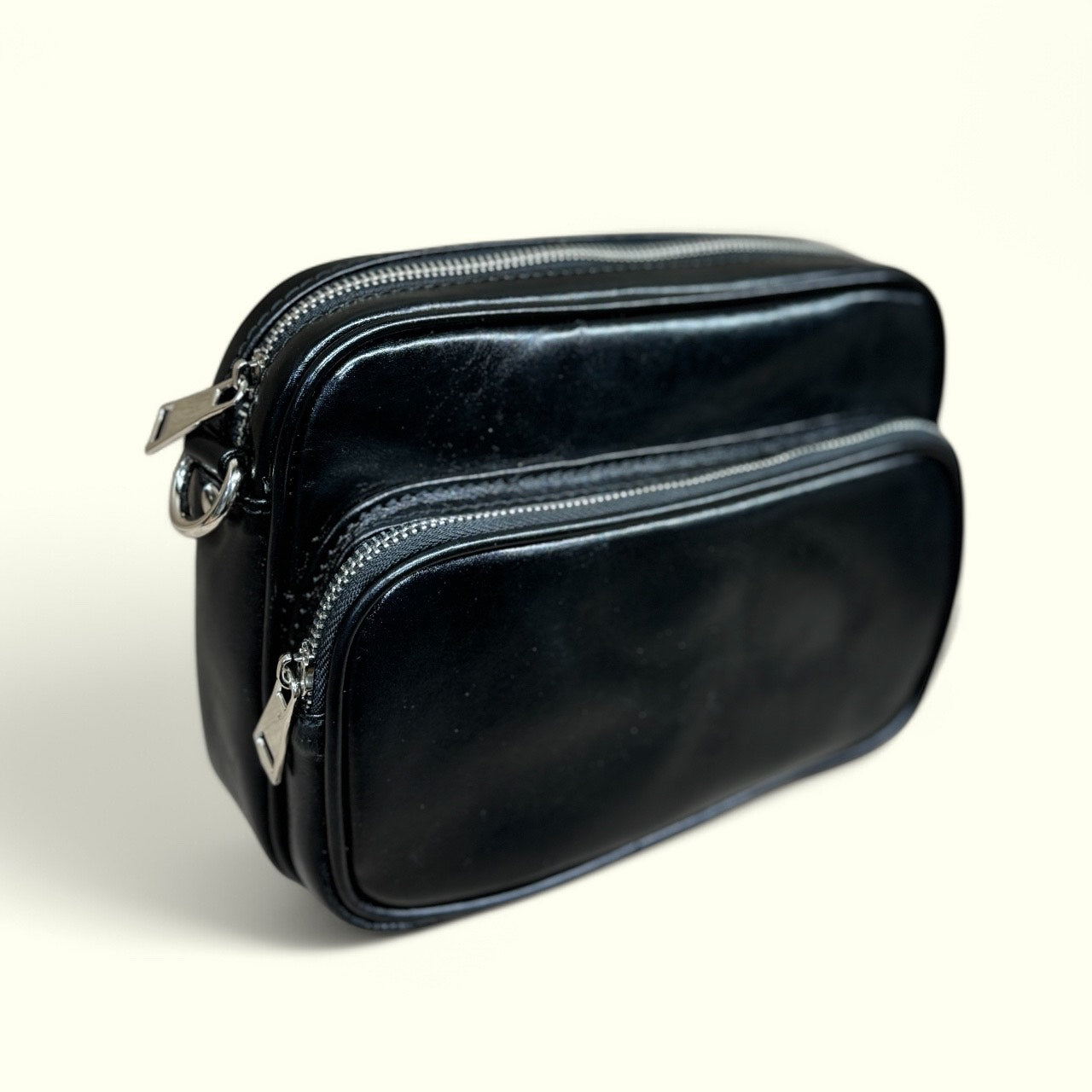 bandolera de piel cuero negro black mod monaco practica y elegante