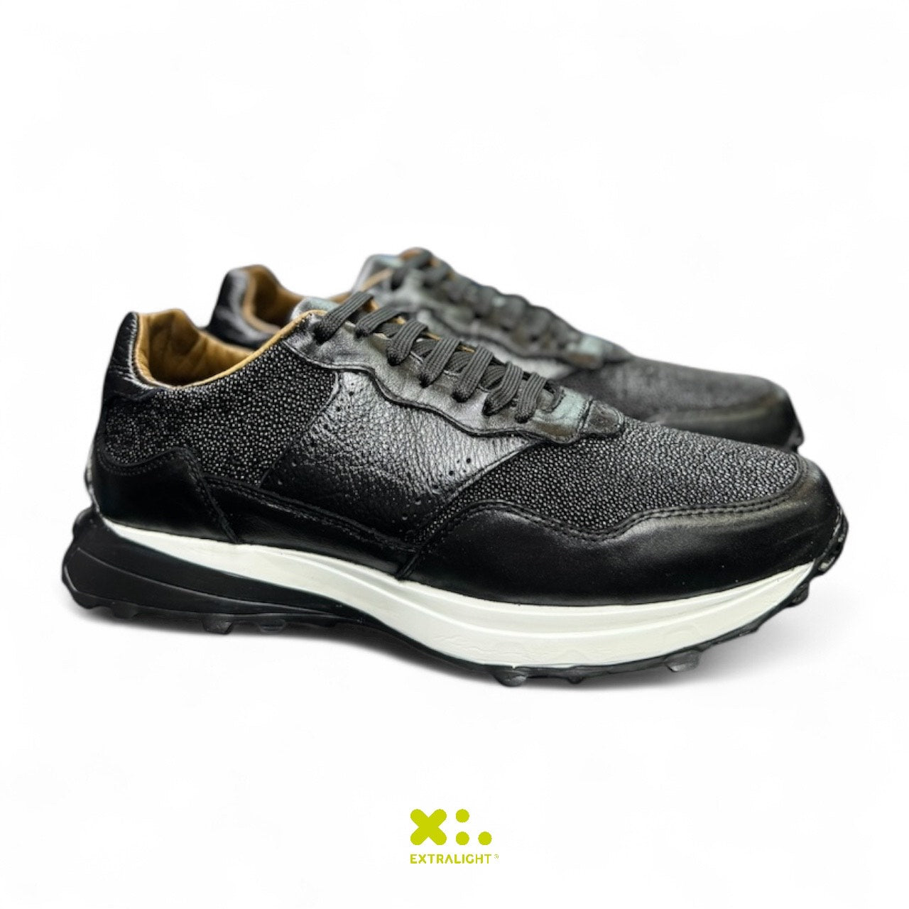 sneaker de piel venado / piel de mantarraya bostoniano extralight 2010