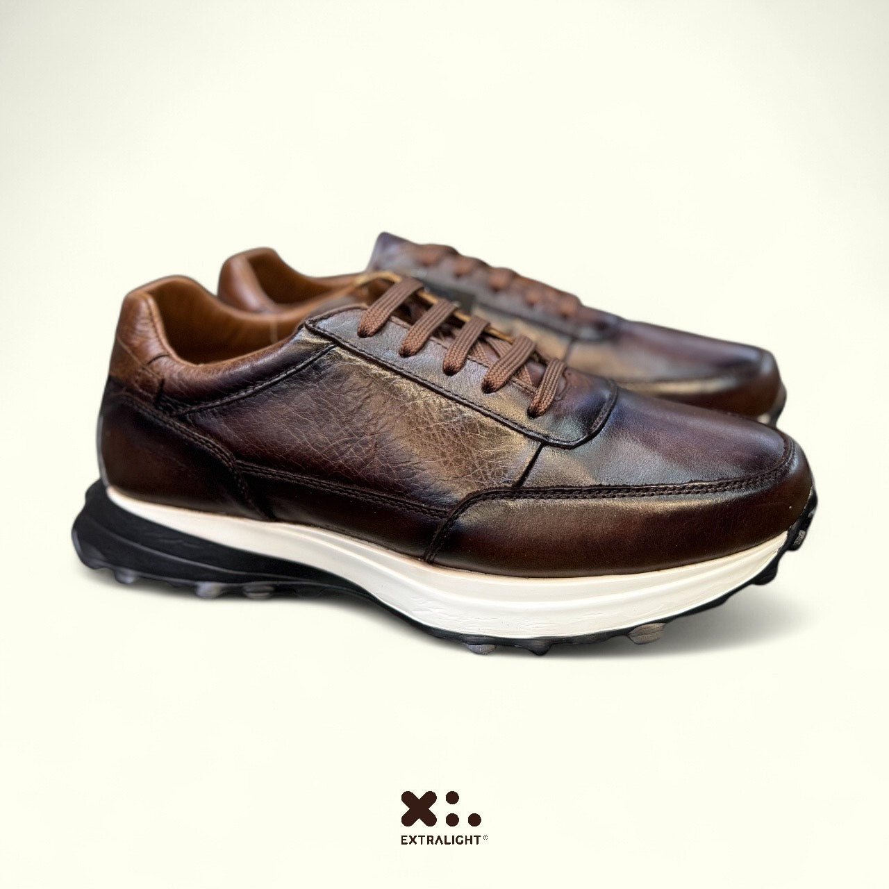 sneaker de piel pull up tabaco amaderado 20k extralight