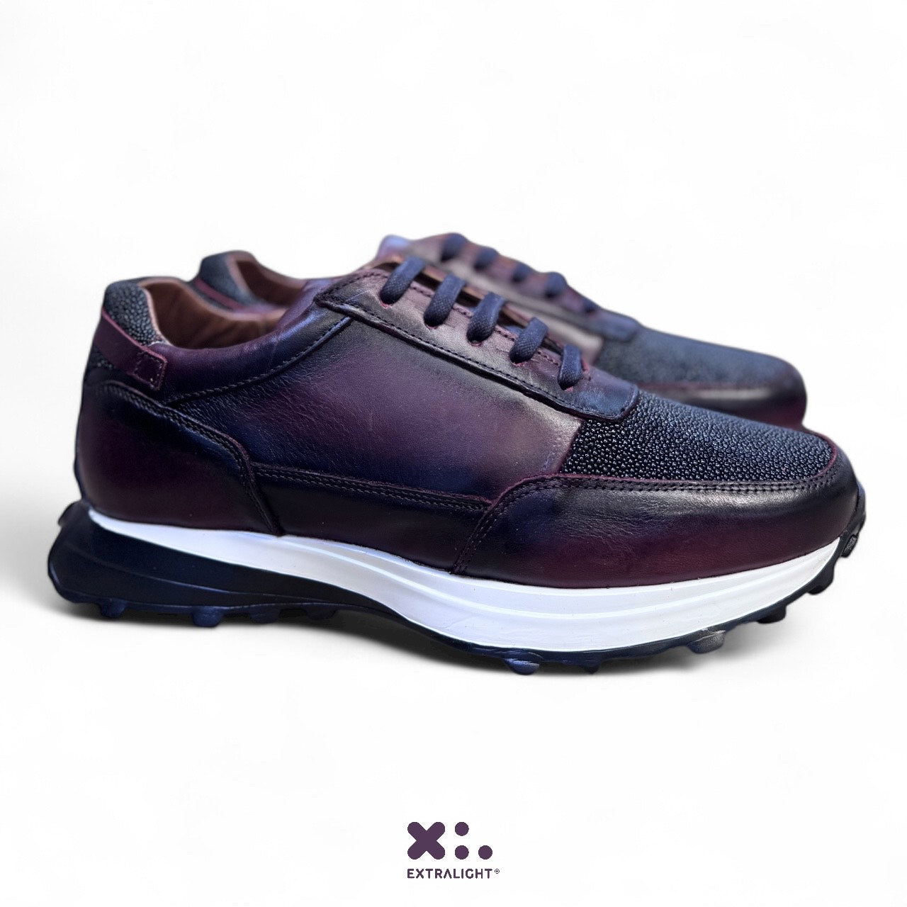 sneaker de piel camaleon vino / piel mantarraya 20k extralight