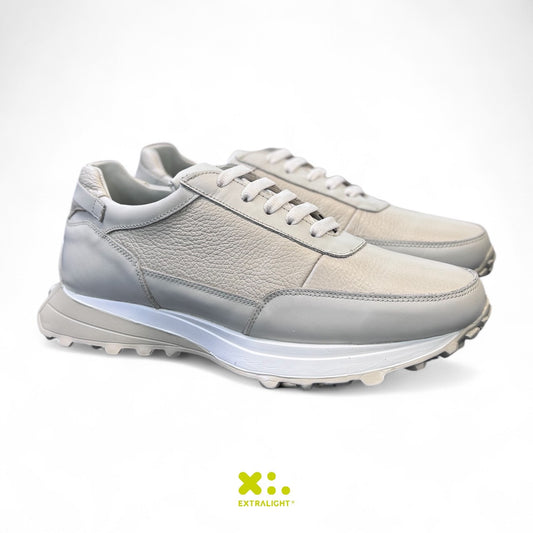 sneaker de piel crema / blanco venado 20k extralight